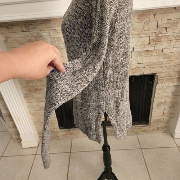 NORDSTROM BP v-neck soft and comfy sweater tunic size medium - Picture 5 of 8